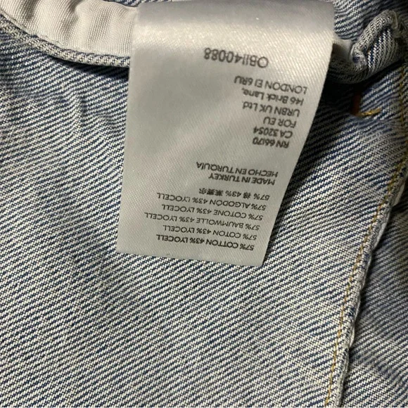 We The Free Distressed Denim Jacket XL - Picture 7 of 9